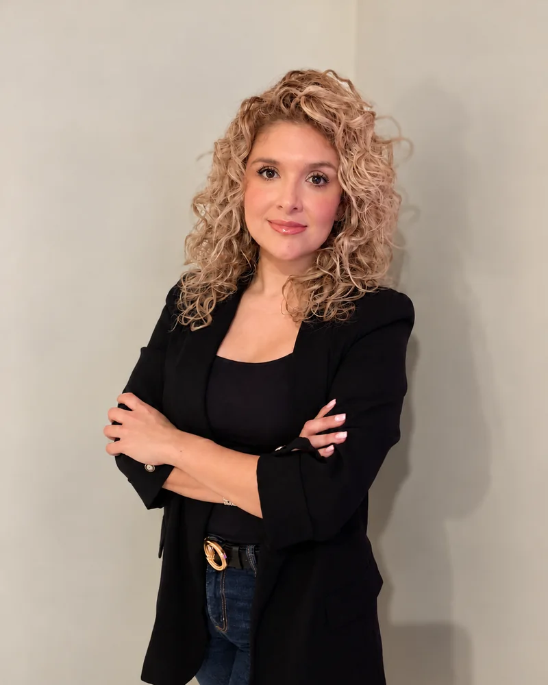 Tania, co-fundadora de Aöra Marbella